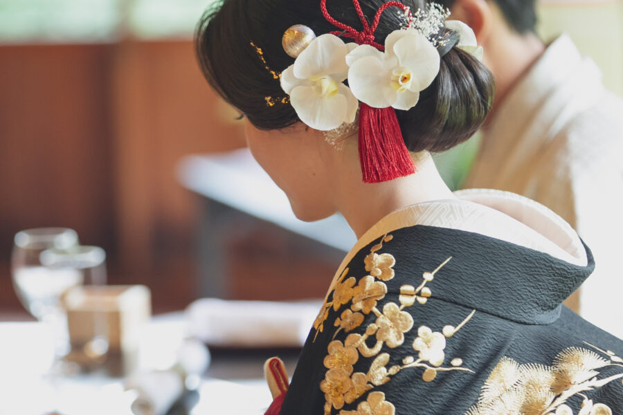 和装花嫁の髪型ガイド｜白無垢・色打掛に似合う上品ヘアスタイル